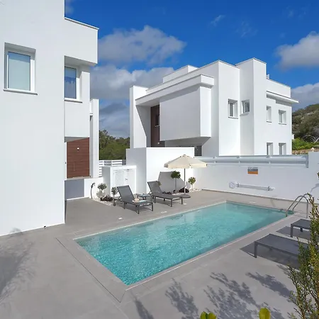 Sun And Moon Luxury Villa